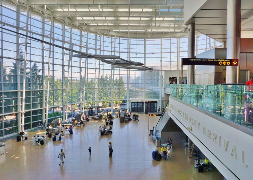Seattle-Tacoma International Airport (SEA)