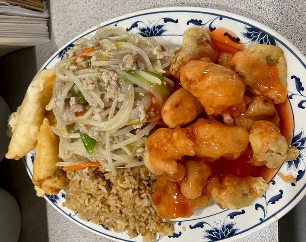 Signature Fare: Yan's Chinese Restaurant in Kelso offers Southern China ...
