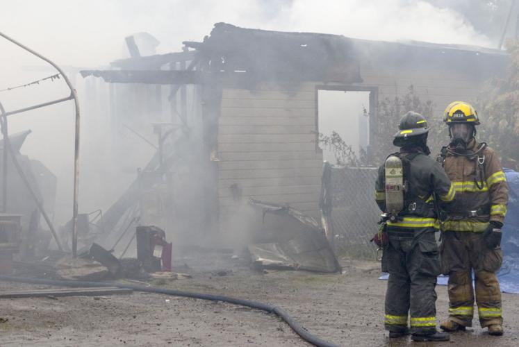 Kelso fire destroys home