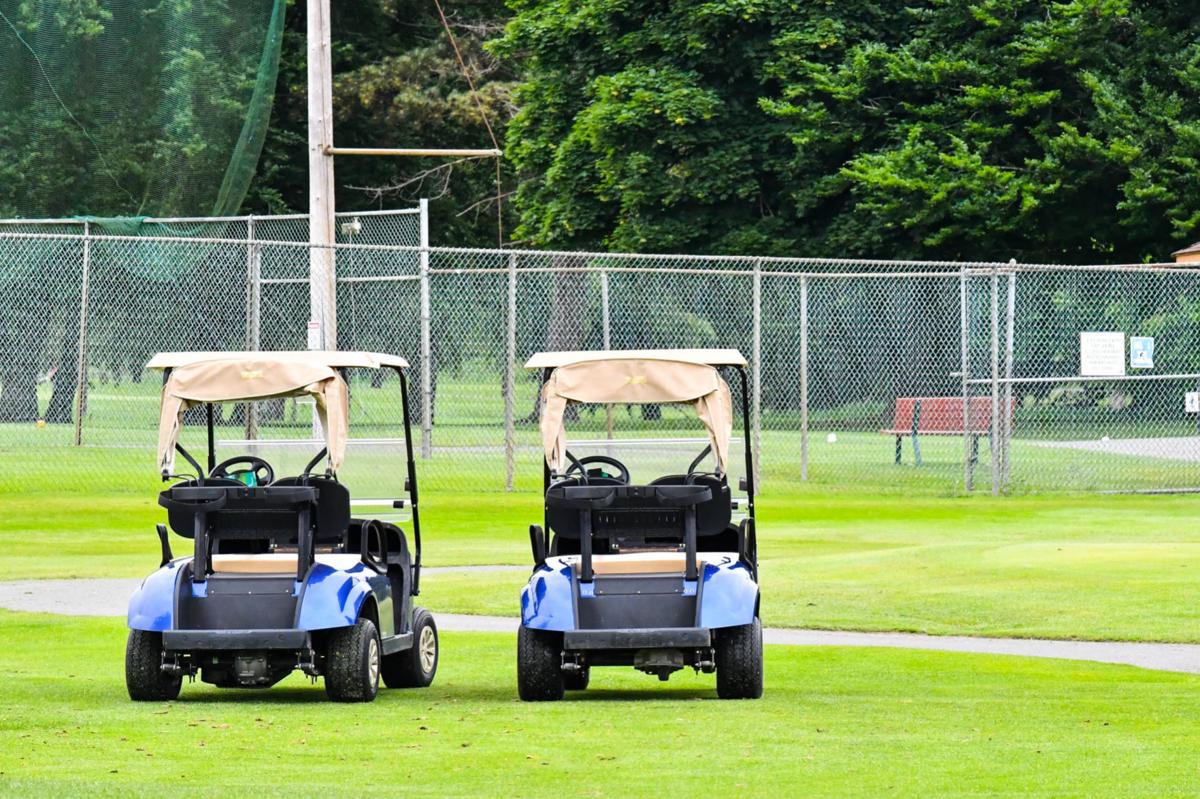 Empty golf