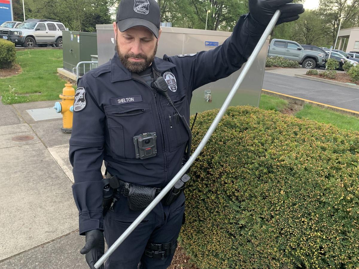 Police: Man attacked with metal pipe at Lake Sacajawea Park