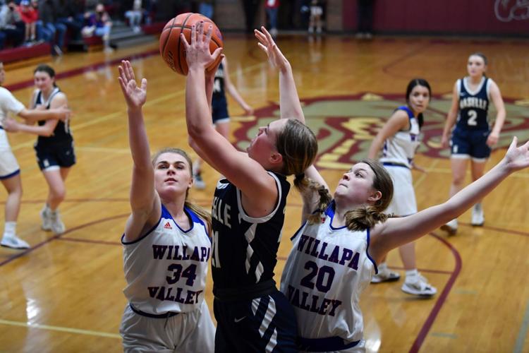 1B Girls Basketball Naselle locks down Valley for first District title