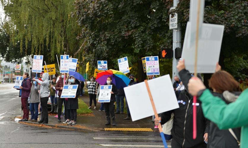 PeaceHealth St. John nurse union picket 01