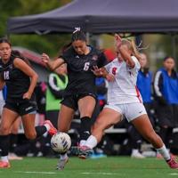 Photo: tdn.com Wolves, Saints Battle to 0-0 Draw