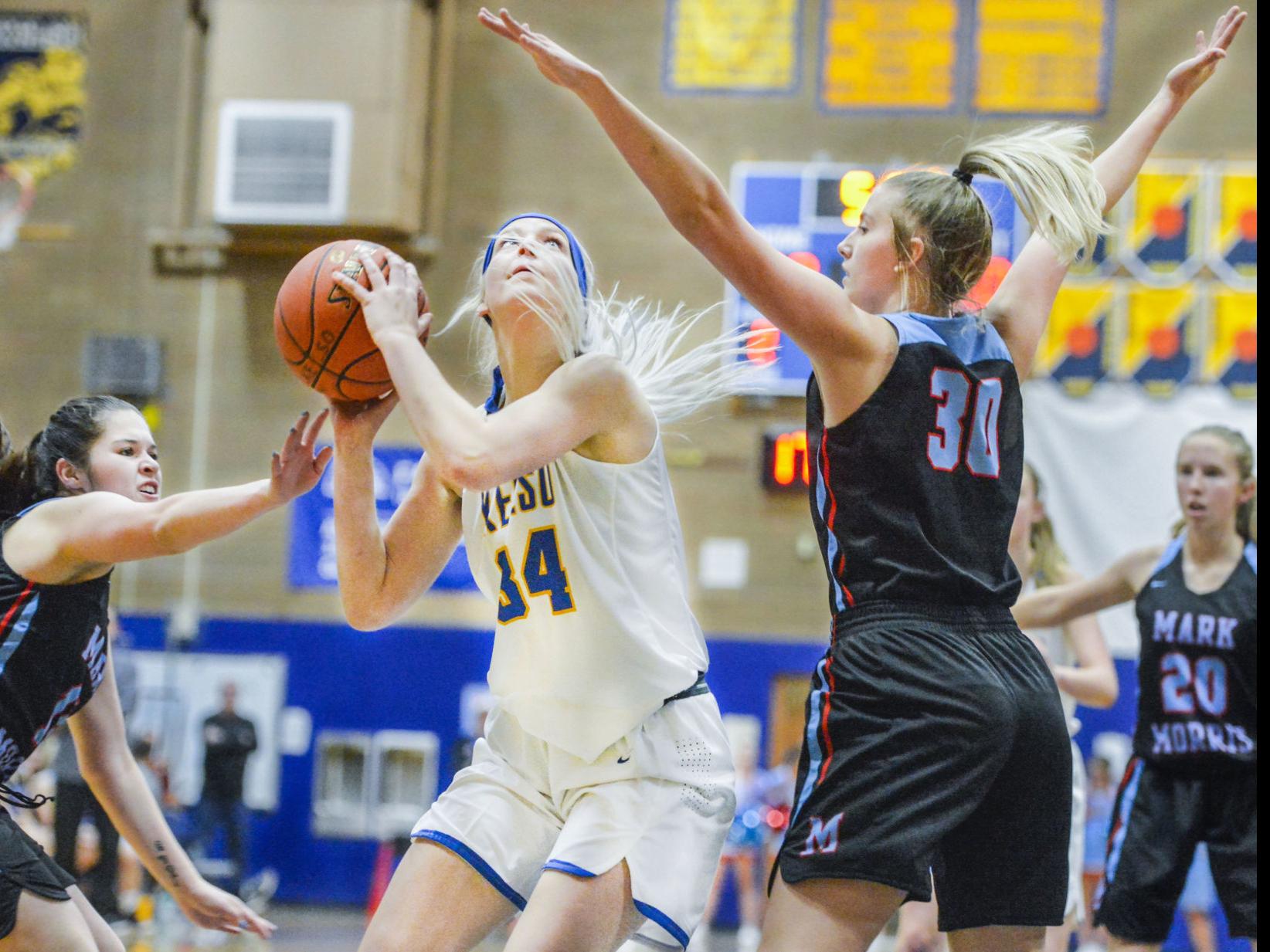 Girls Basketball Lassies Blitz Monarchs Roll To Big Win