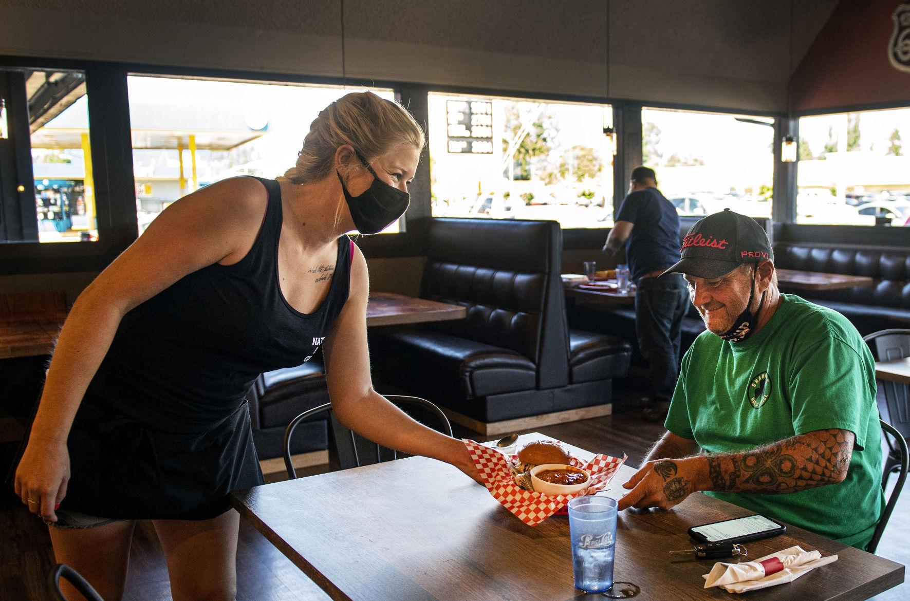 Longview 'meatheads' open BBQ joint during pandemic