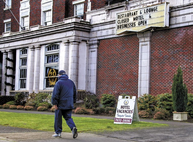 Monticello employees stunned by abrupt closure of restaurant lounge