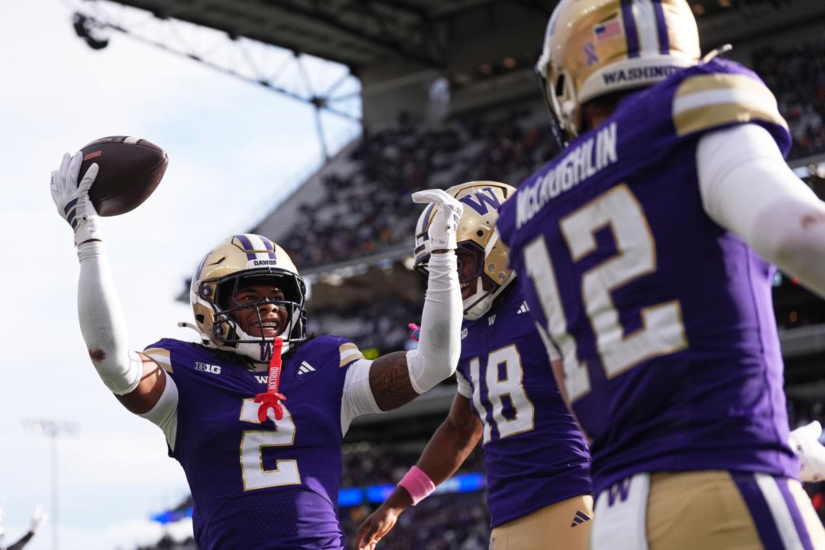 UW gets glimpse of safety depth during practice on Seahawks’ home turf