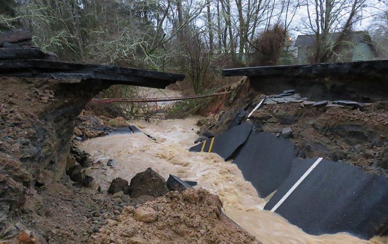 Naselle River flooding closes stretch of State Route 4