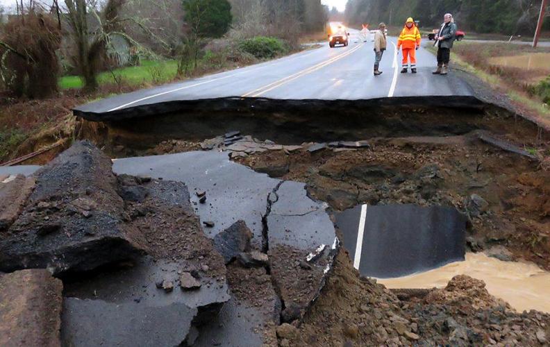 Naselle River flooding closes stretch of State Route 4