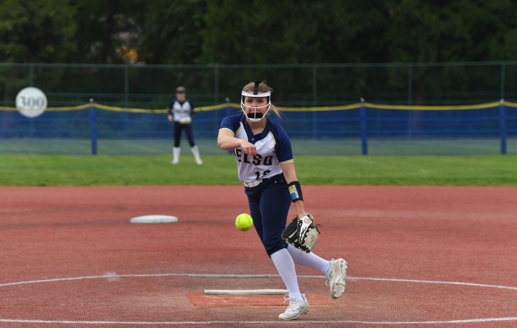 3A High School Softball: Kelso bats clutch up to help clinch State berth