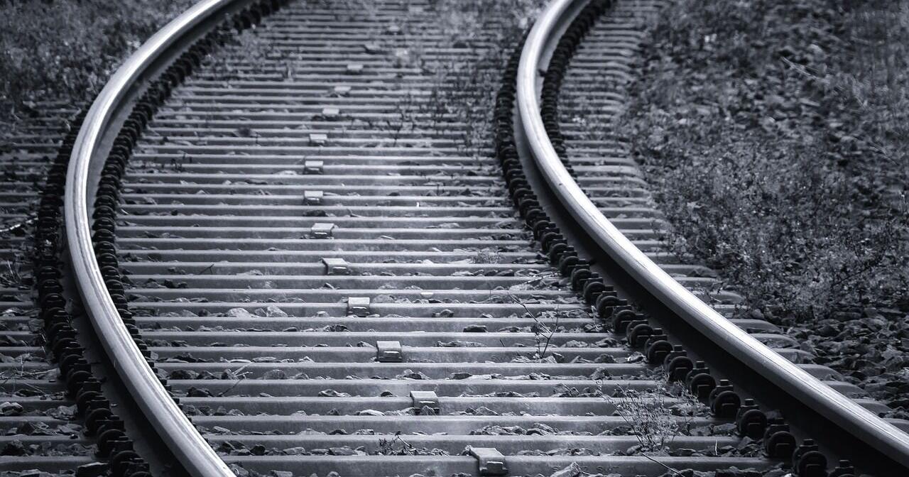 Old Kelso rail crossing to be removed to prevent flooding - Vimarsana News
