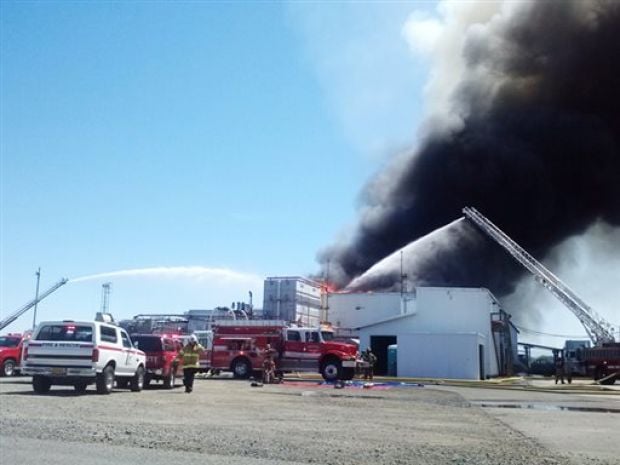 Gallery: Pacific Coast Seafoods fire in Warrenton : Tdn Featured