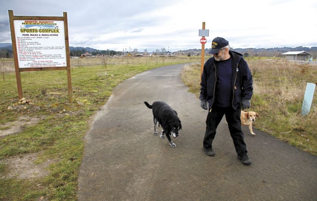 Legendary 18-year-old dog fetches loads of love in Castle Rock