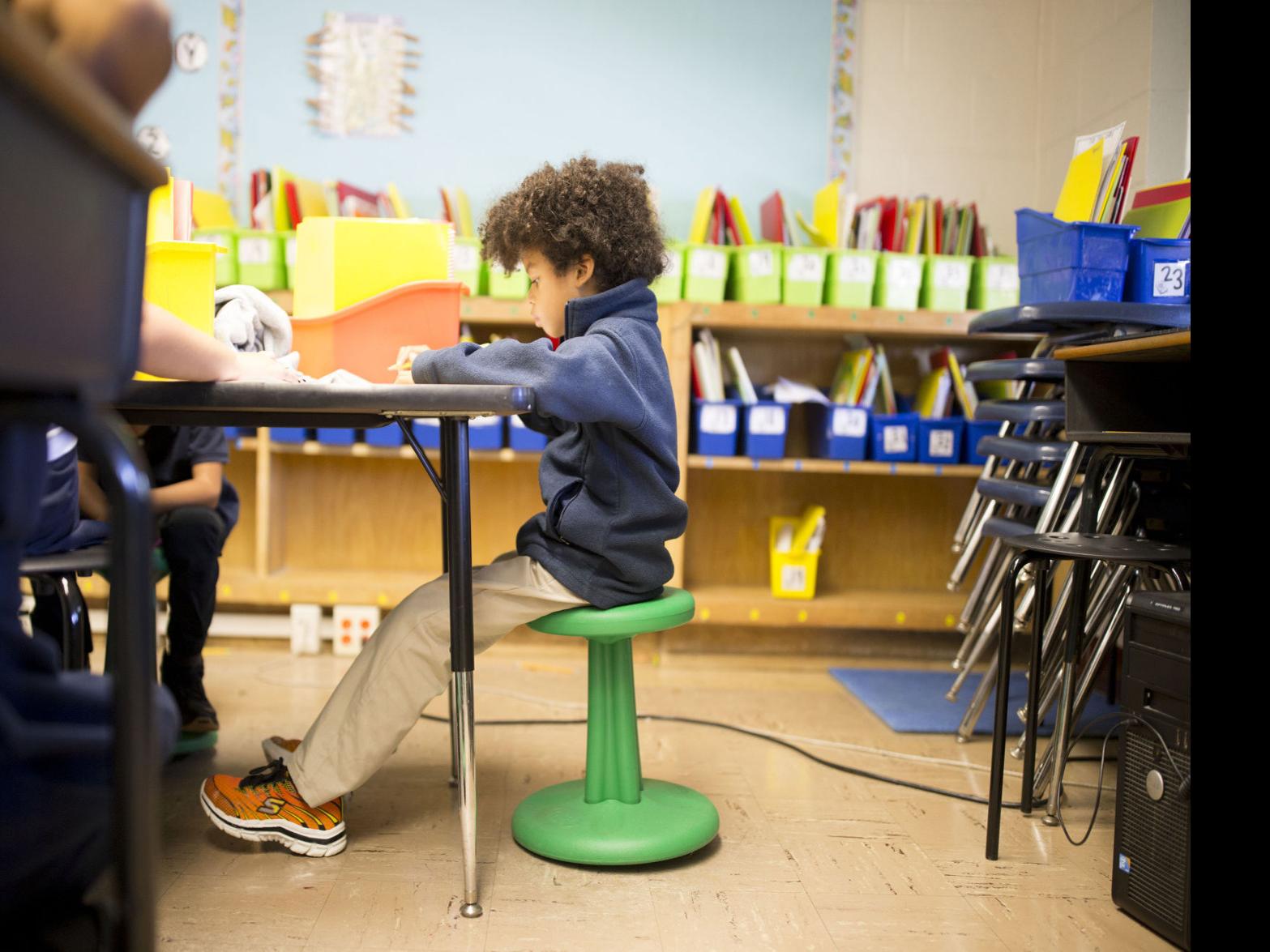 Wobble Chairs Bouncy Balls Let Students Wiggle While They Work Health Fitness Tdn Com