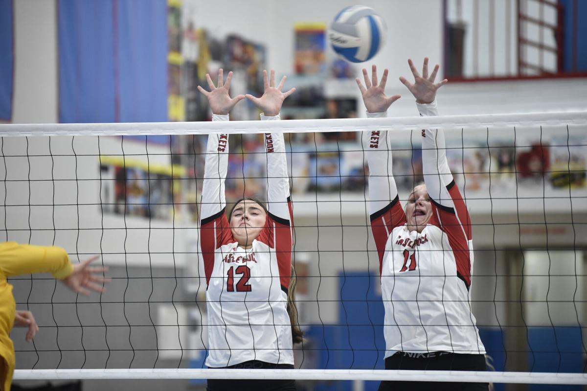 High School Volleyball Roundup Kessler, Bayes help Castle Rock sweep
