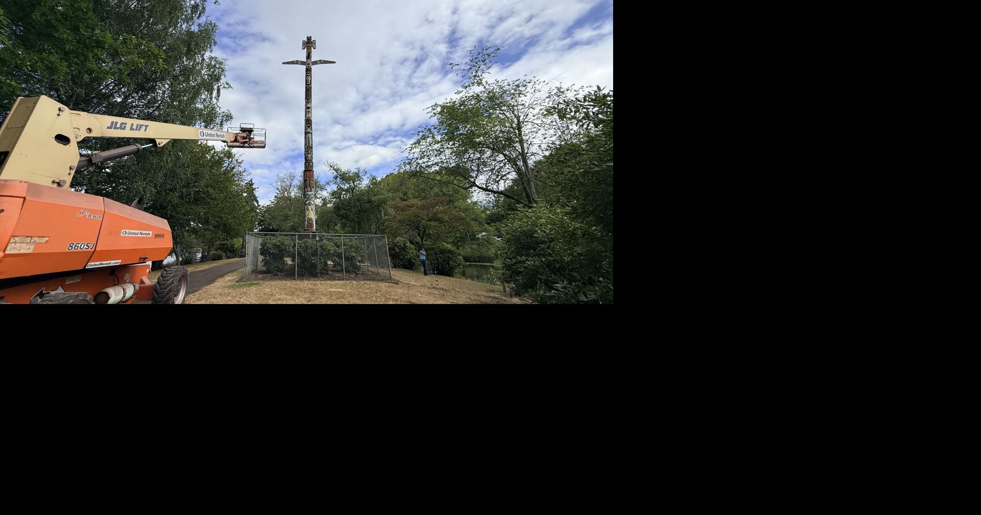 Longview totem pole to be removed Friday