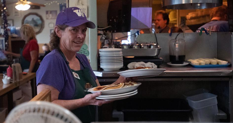 Signature Fare Longview Pancake House serves breakfast, friendship for