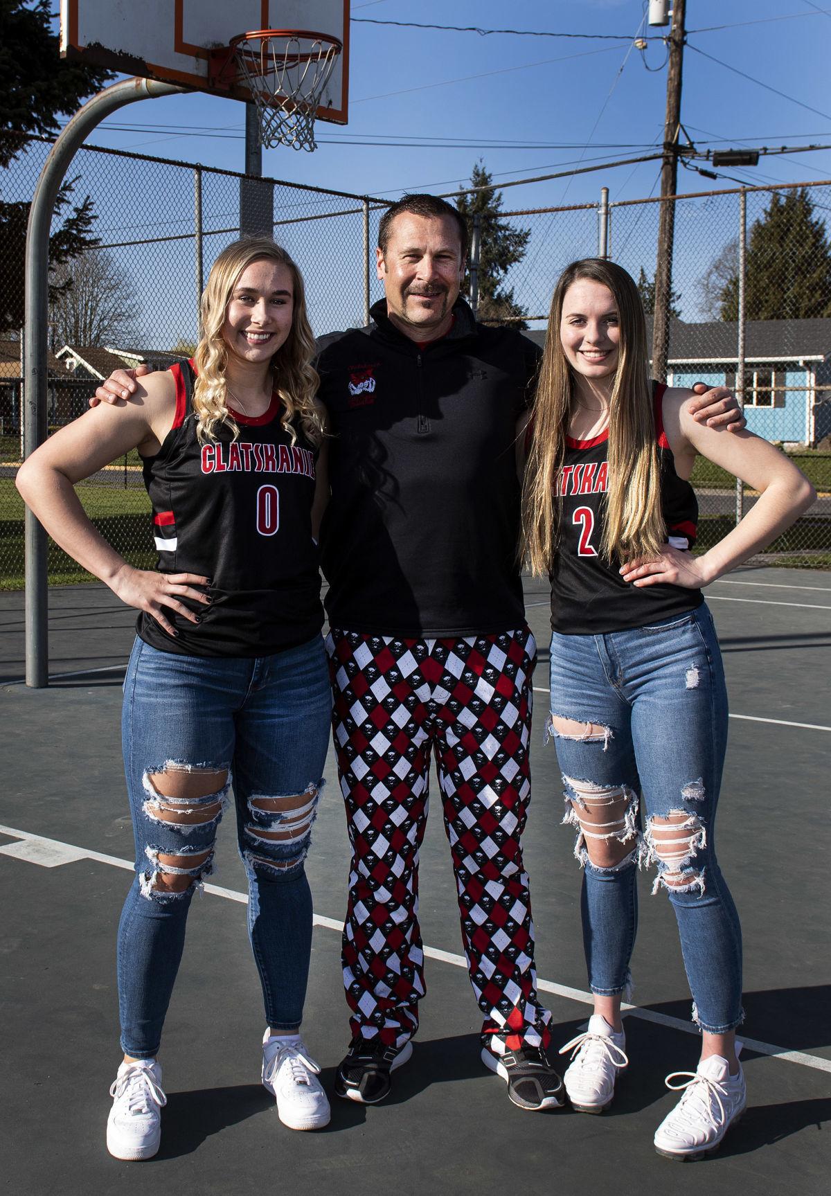 Clatskanie Cleans Up Again On All State Honors Preps Tdn Com