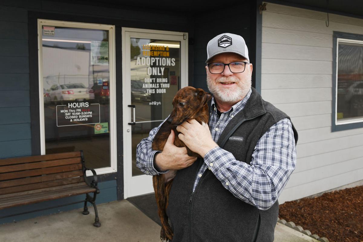 Former undersheriff takes over as director of Humane Society of Cowlitz