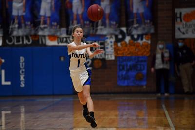 Lainey Dean whip pass alone