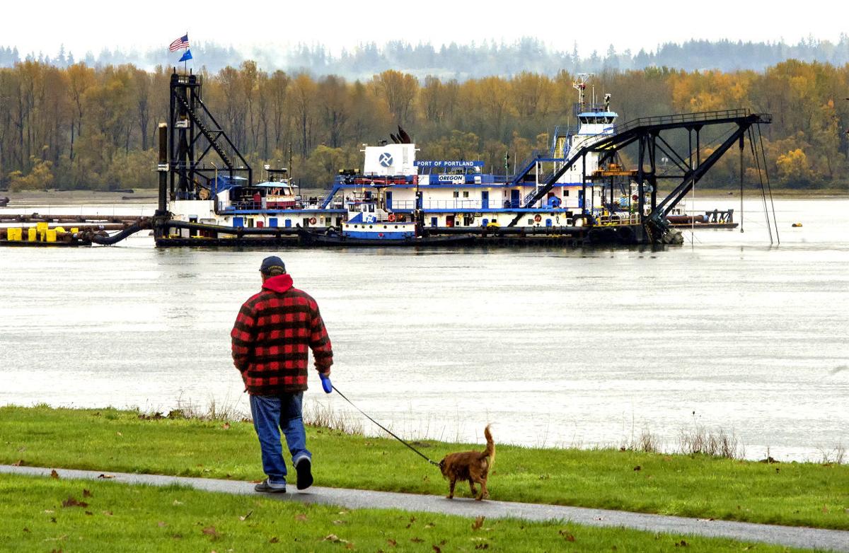 Columbia dredging 2015