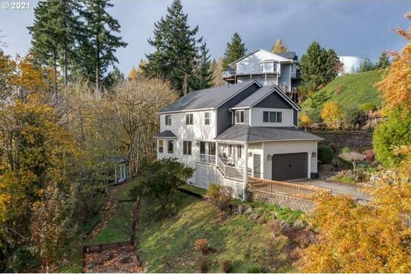 4 Bedroom Home in Kalama - $525,000