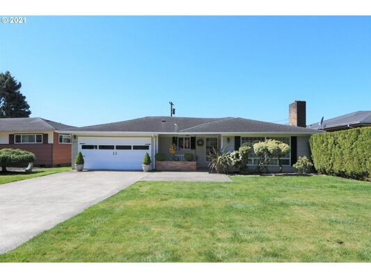 3 Bedroom Home in Longview - $379,000