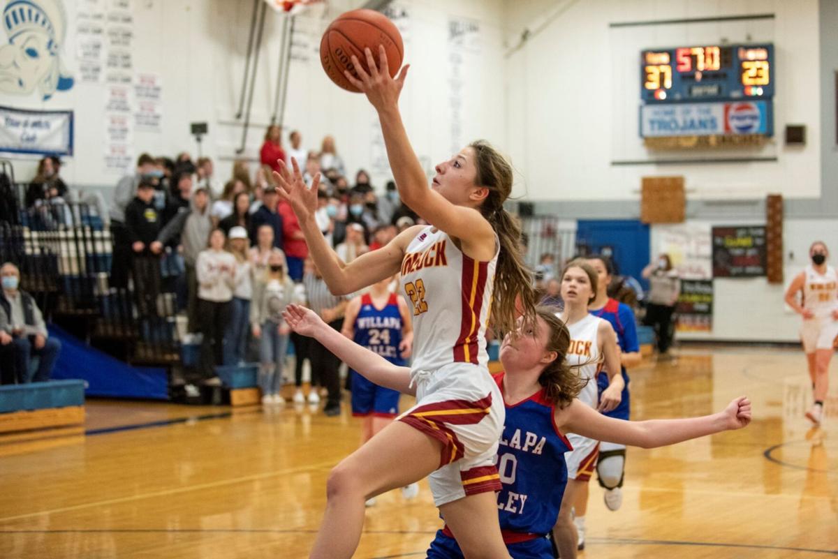 1B/2B Girls Basketball Roundup Combo Cards crush Willapa Valley
