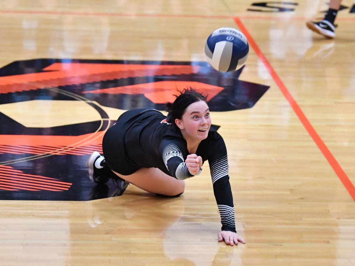 Rhegan O'Neil Kalama volleyball