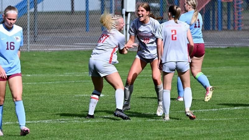 Red Devils Remains Undefeated in Conference Play