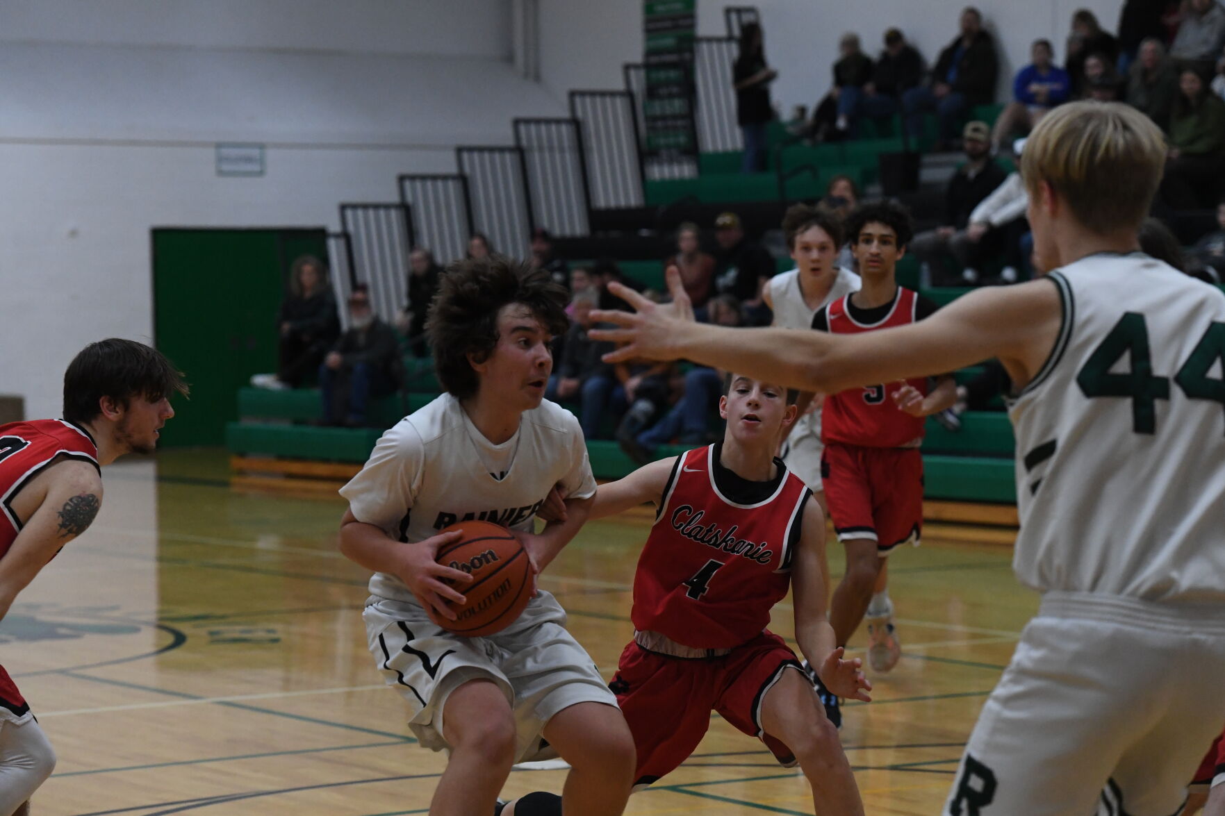 OSAA High School Boys Basketball: McGill, Biddix carries Rainier