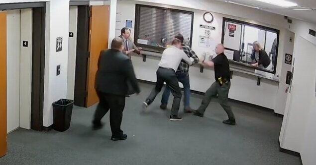 Lewis County judge tackles man fleeing court; prosecutor and others help restrain suspect