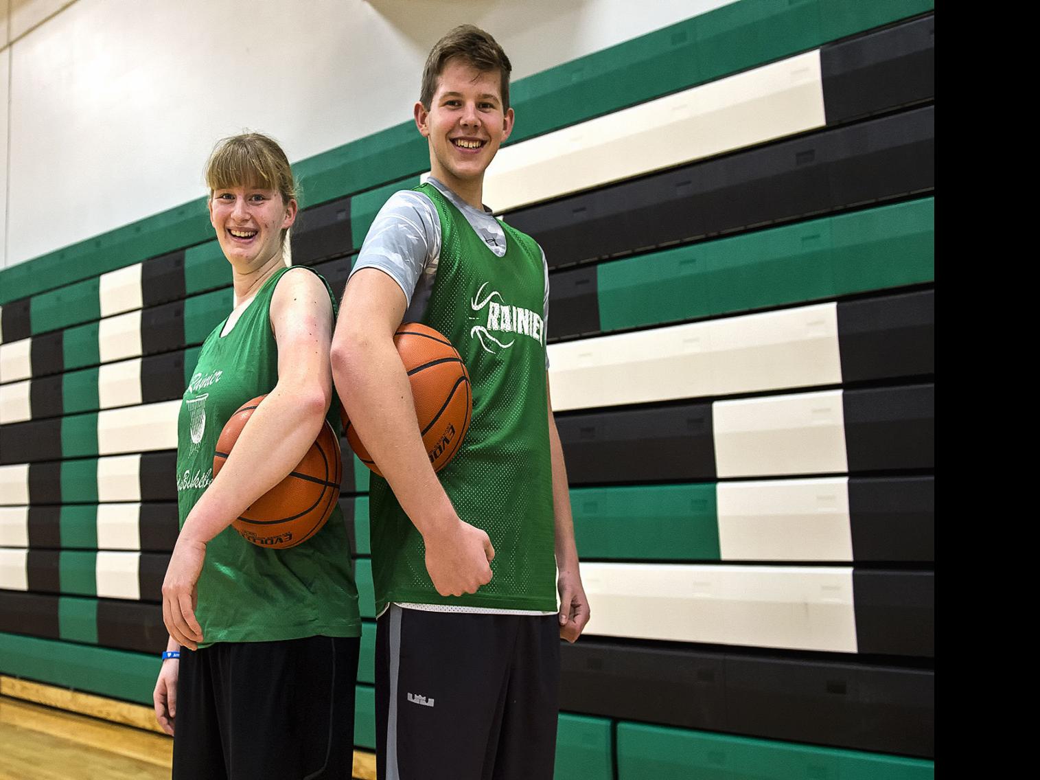 Rainier S Basketball Teams Back In The Oregon 3a State Playoffs