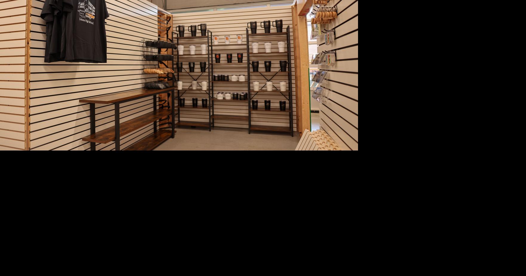 Kalama students to open store in Mountain Timber Market