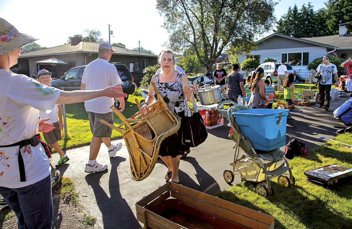 Terry-Taylor-Northlake garage sale (copy)