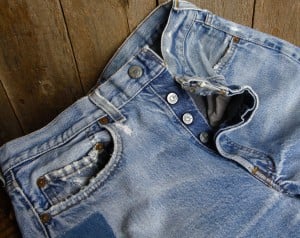 levi button jeans