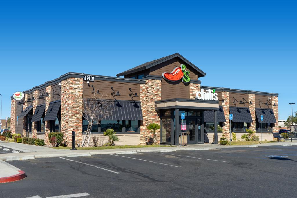 Waffle House Olive Garden And Other Restaurant Chains Take A Big