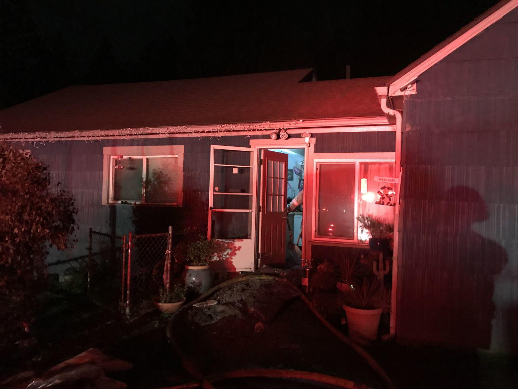 Attic Fire Displaces Longview Family Early Wednesday Morning Local Tdn Com