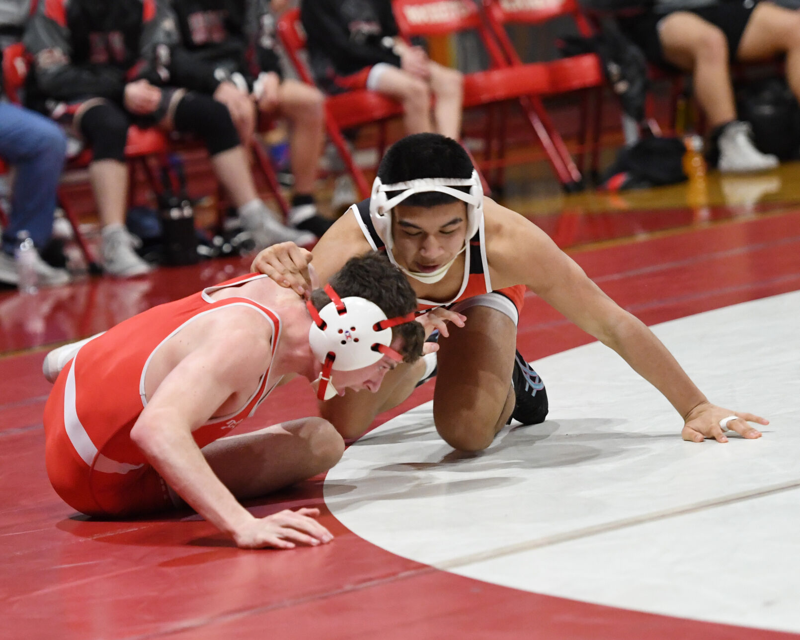 1A High School Boys Wrestling: Castle Rock Pinned By Union