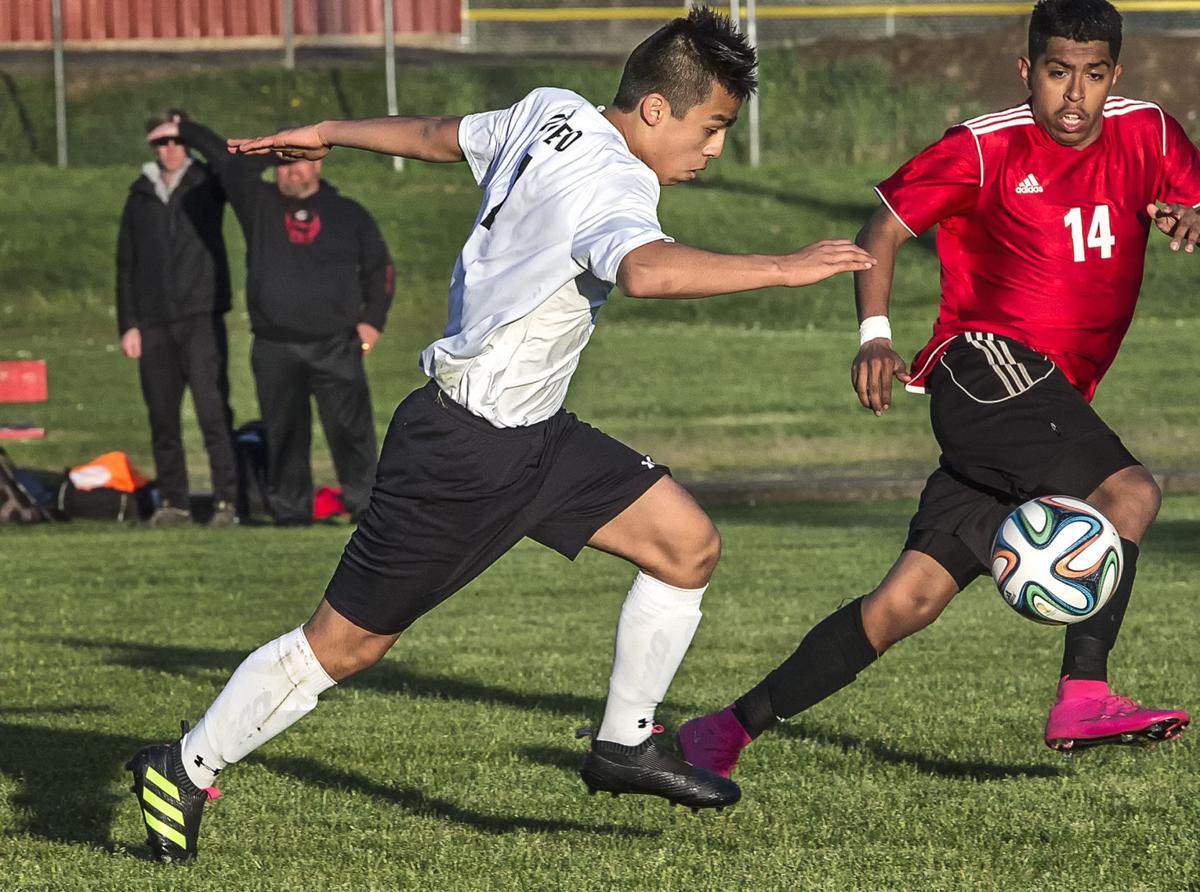 Boys Soccer United S Bid To Stop Trico 1a Leaders Falls Short As