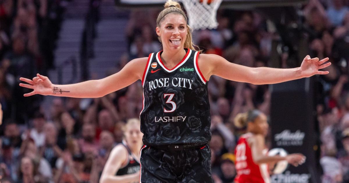 US-NEWS-FIRE-ARE-OUT-PLAYOFFS-BUT-5-PO.jpg