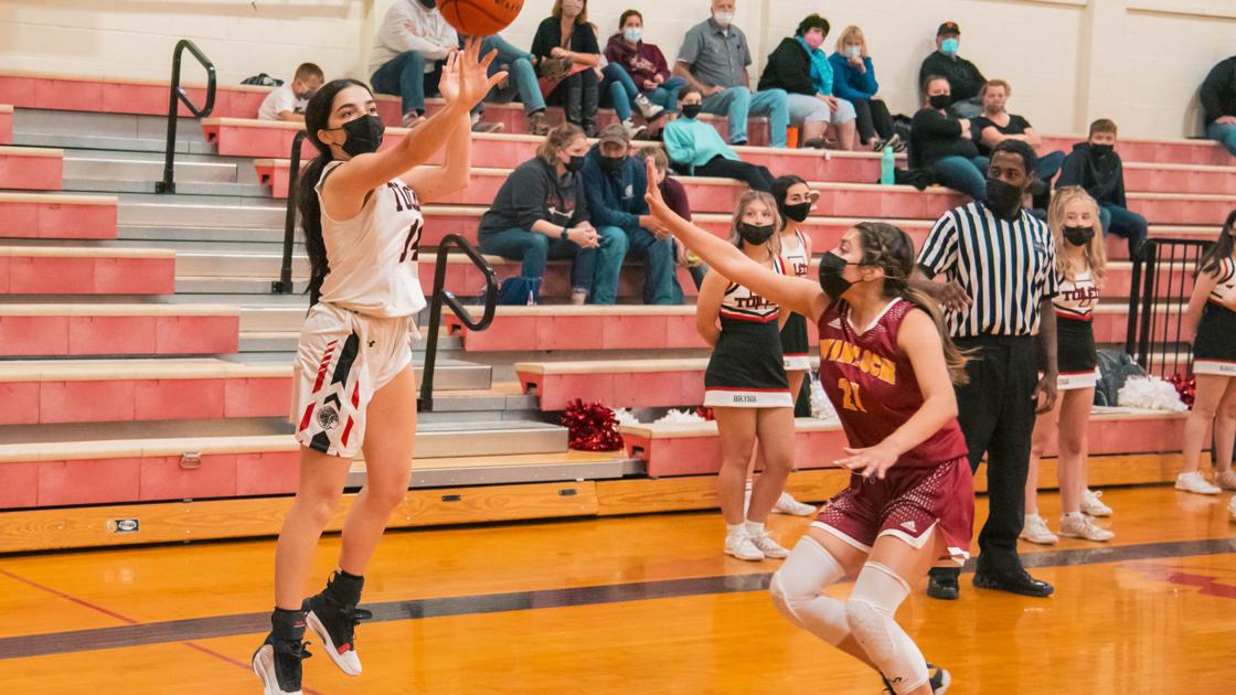 Ladies Basketball roundup: Toledo wins rivalry matchup over Winlock | Ladies