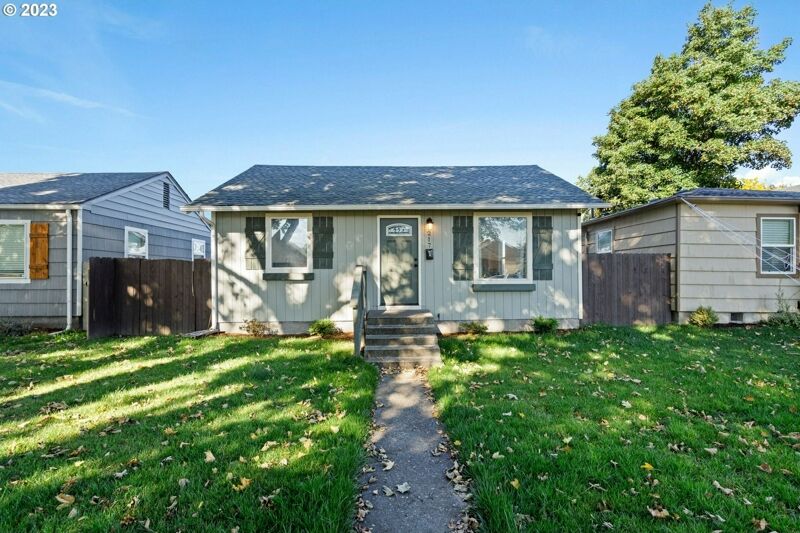 2 Bedroom Home in Longview 265,000