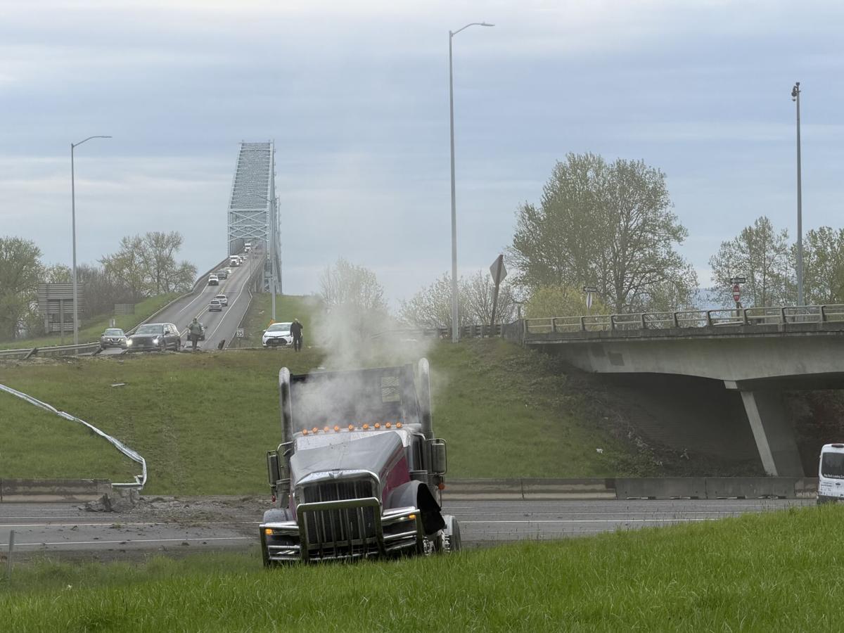 Eastbound US 30 lanes reopen in Rainier after semi crash