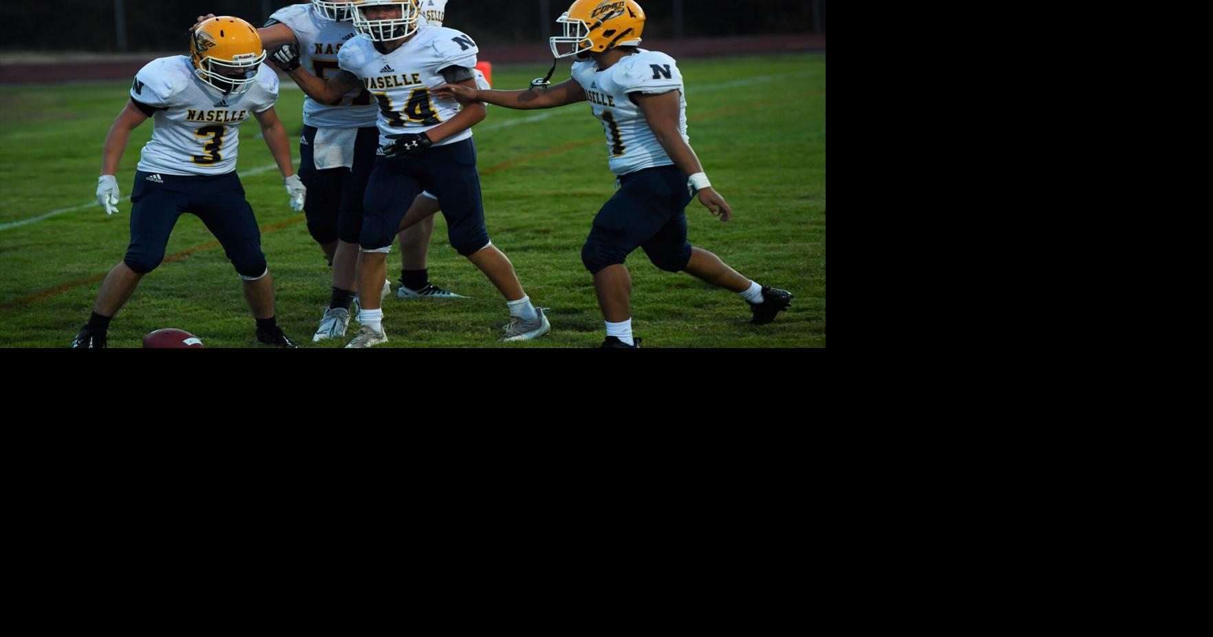 1B High School Football State Roundup Naselle advances to quarterfinals with win at Pomeroy