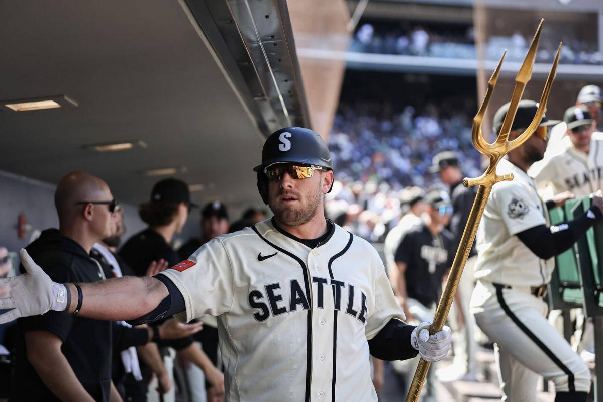 Mariners outfielder Luke Raley to undergo season-ending surgery