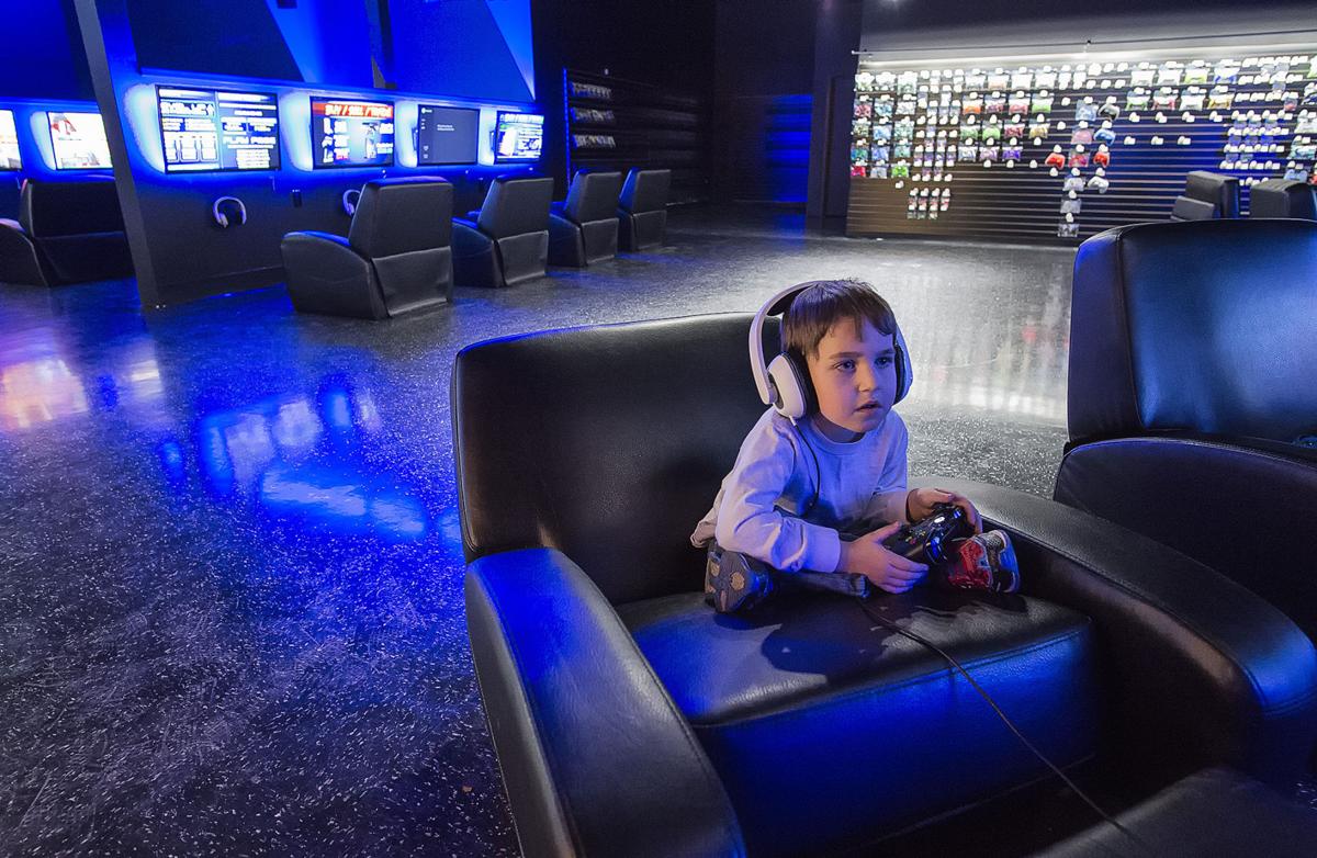 Friendly games in the ashanti room on the playok platform