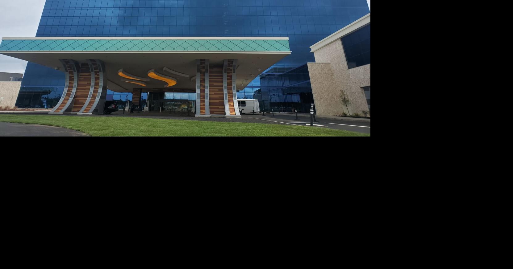 Cowlitz Indian Tribe opens the ilani Hotel