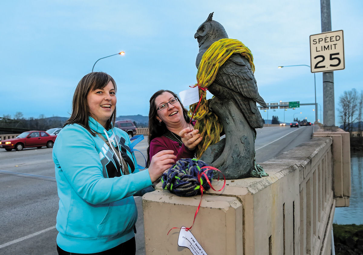 Kelso Women Leave Hats, Scarves Around Town To Warm Homeless